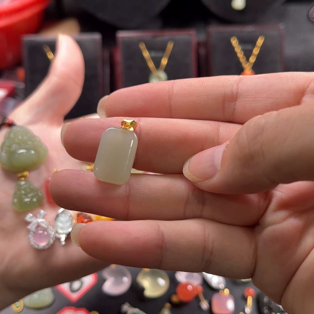 和田玉颈饰银S925镶嵌