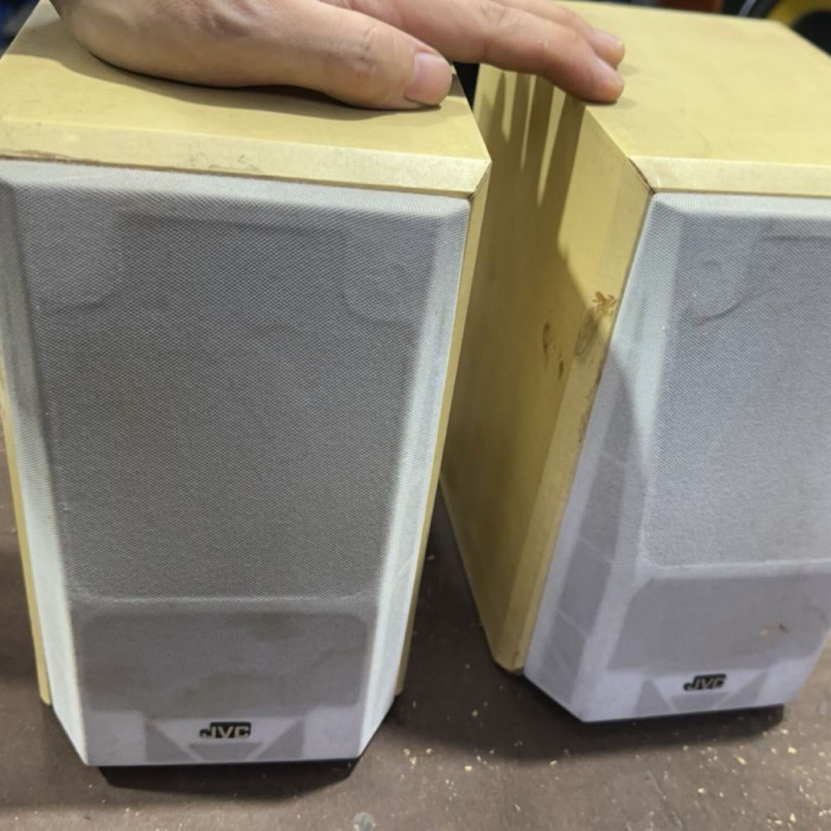 8新 JVC/杰伟世 100 小书架音箱