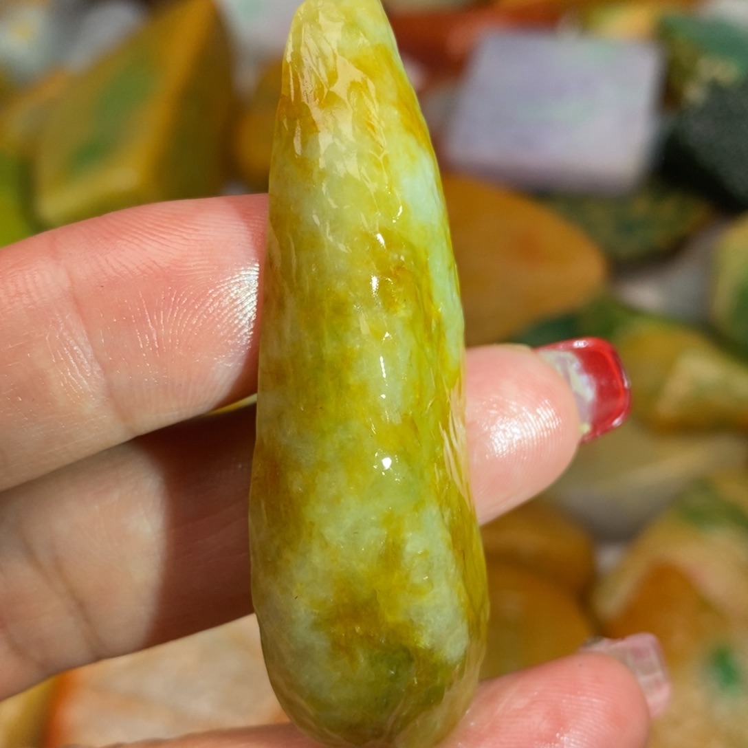 翡翠颈饰未镶嵌缅甸翡翠