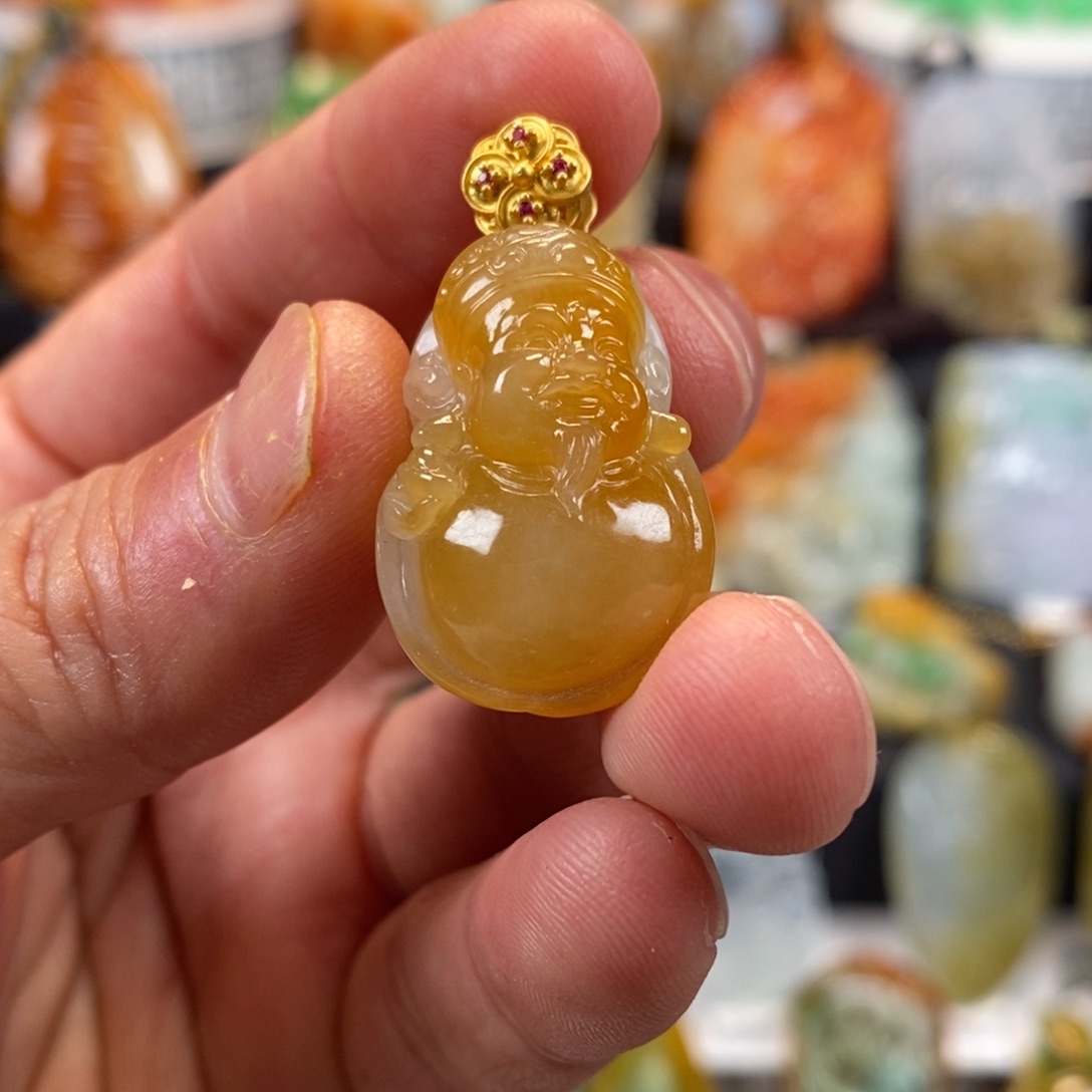 定制翡翠未镶嵌一****?