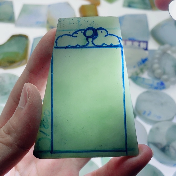 定制翡翠未镶嵌定制