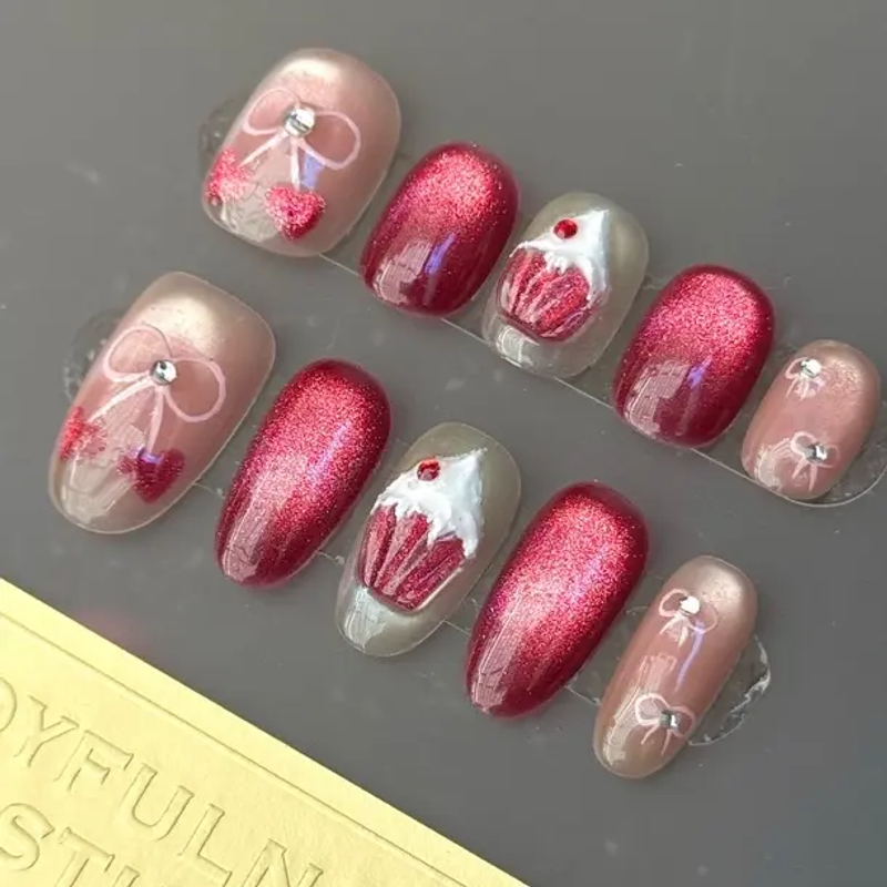 米莱【浆果蛋糕】圣诞限定猫眼穿戴甲