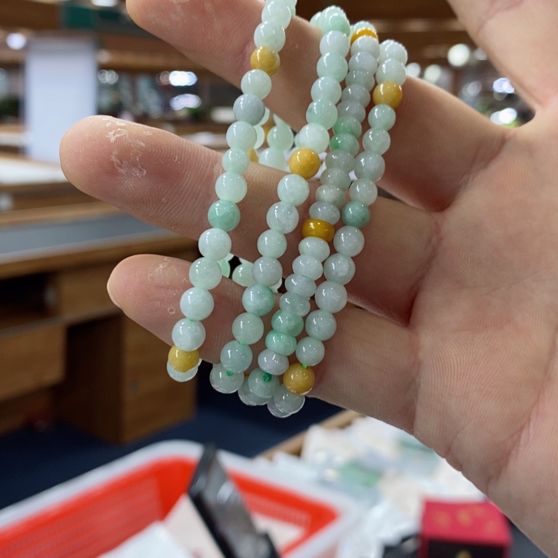 未镶嵌手链翡翠多样性发一