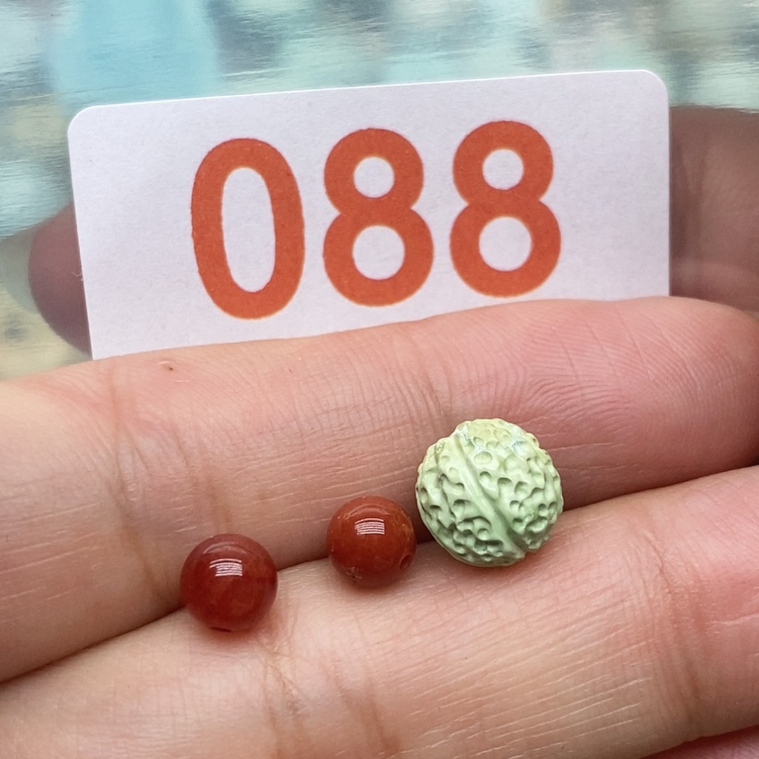 南红玛瑙未镶嵌珠宝奇石