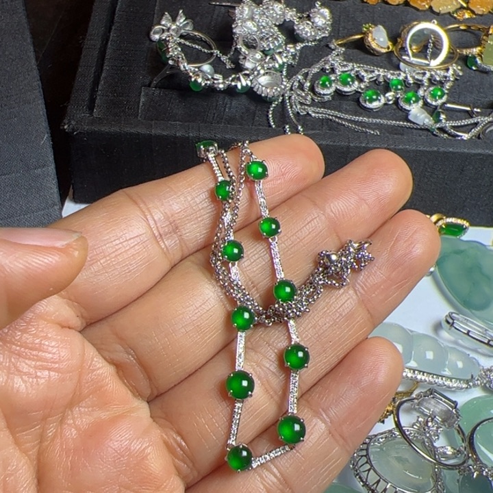 翡翠吊坠(不含链)18K金镶嵌芊**锦翡翠吊坠项链