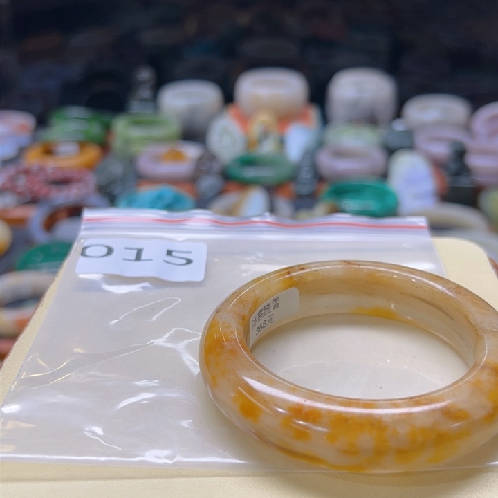 石英质玉手镯未镶嵌十*?15