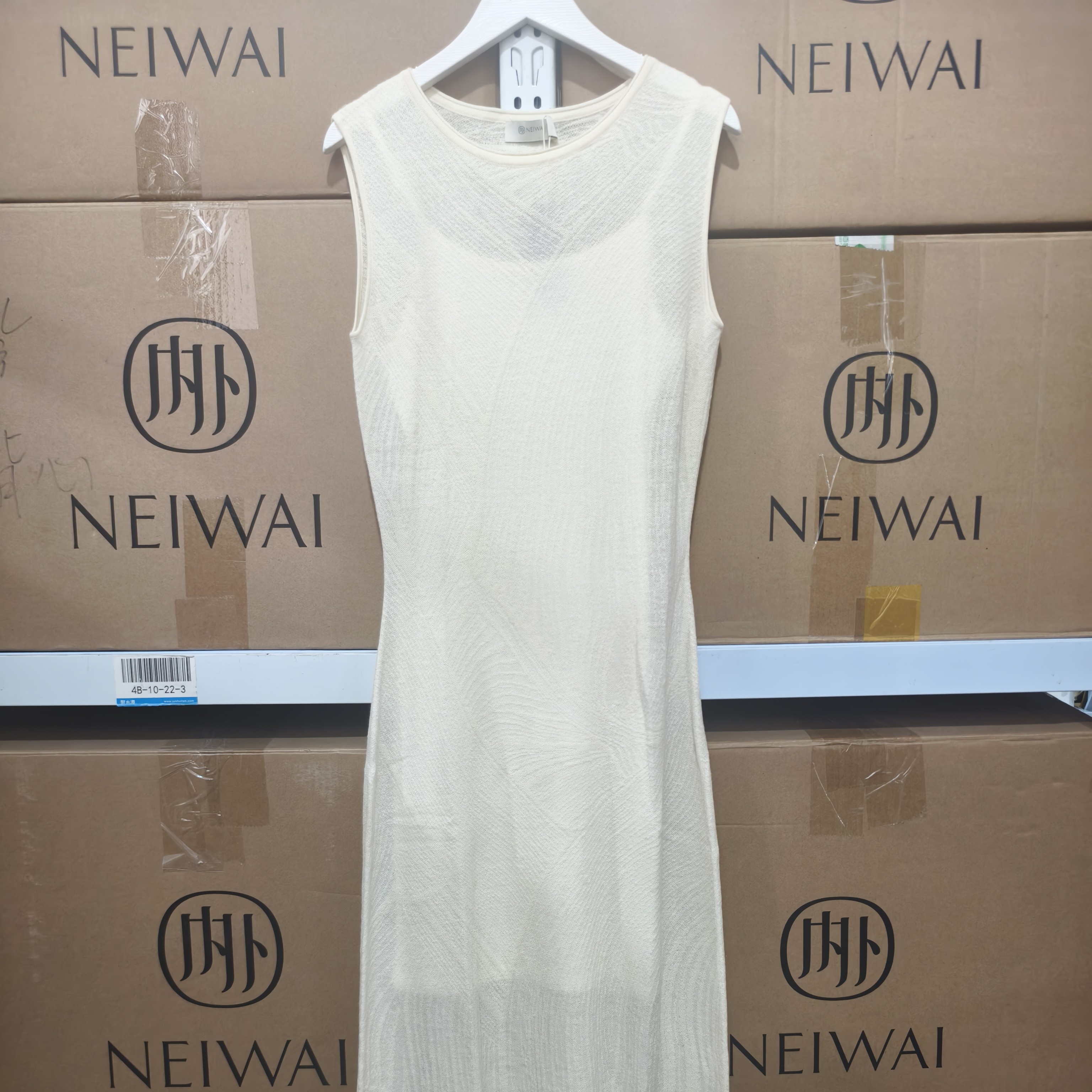 内某外白色无袖羊毛连衣裙WL2701