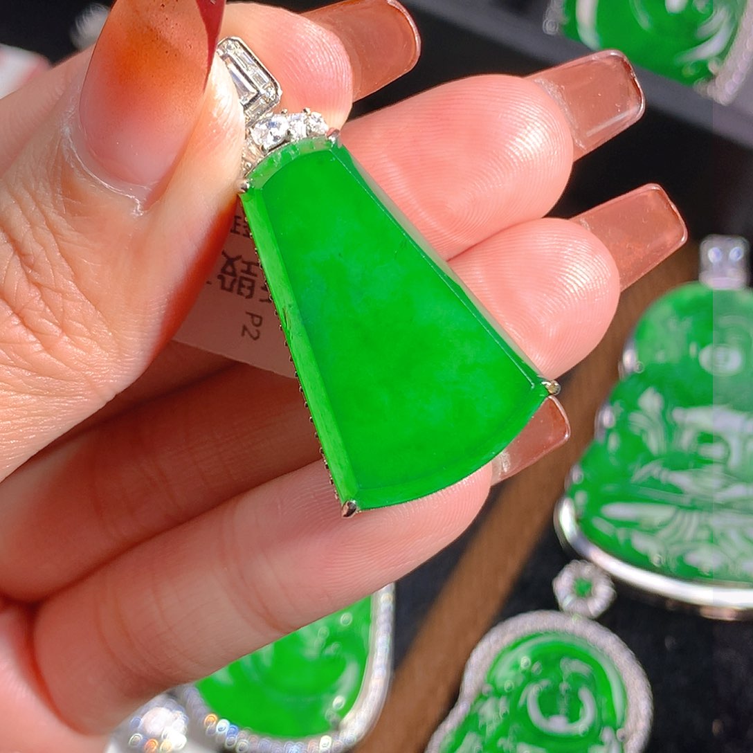 翡翠吊坠(不含链)未镶嵌