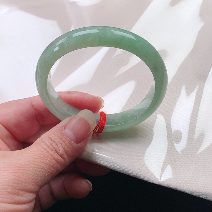 翡翠手镯未镶嵌翡翠103