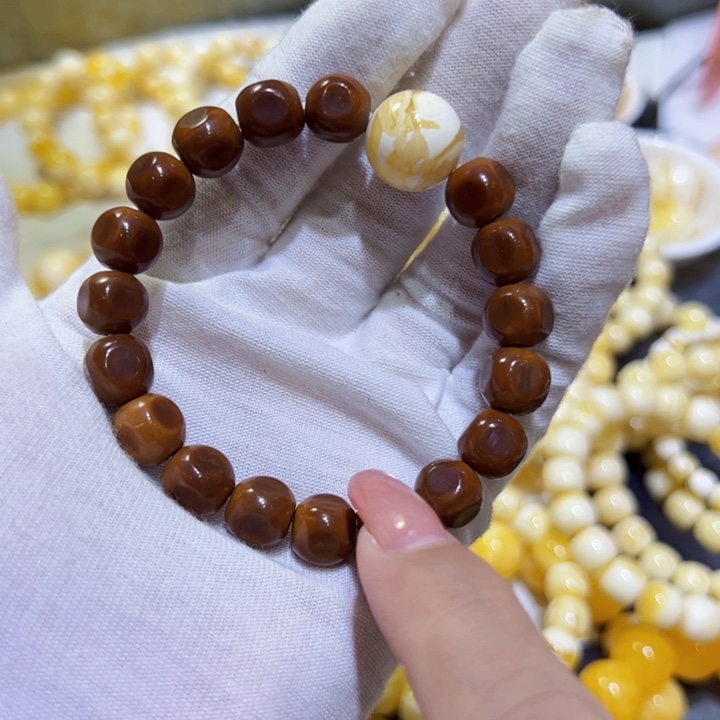 与***行手链琥珀未镶嵌天然蜜蜡15mm