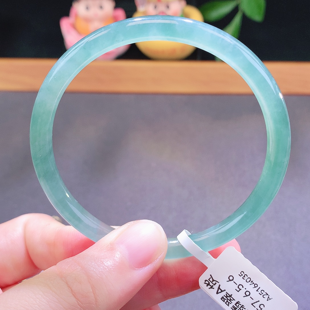 翡翠未镶嵌手镯天然翡翠