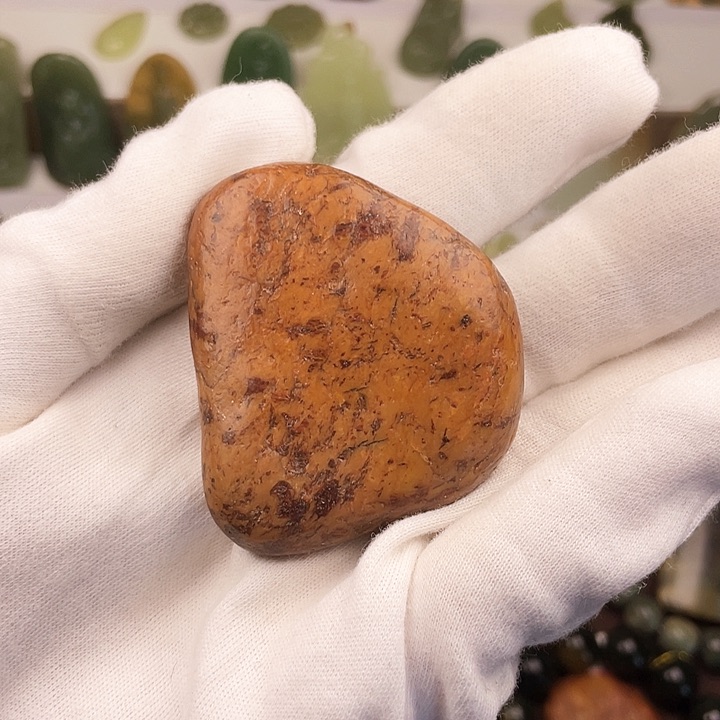 岫岩河磨玉（透闪石质玉）颈饰未镶嵌