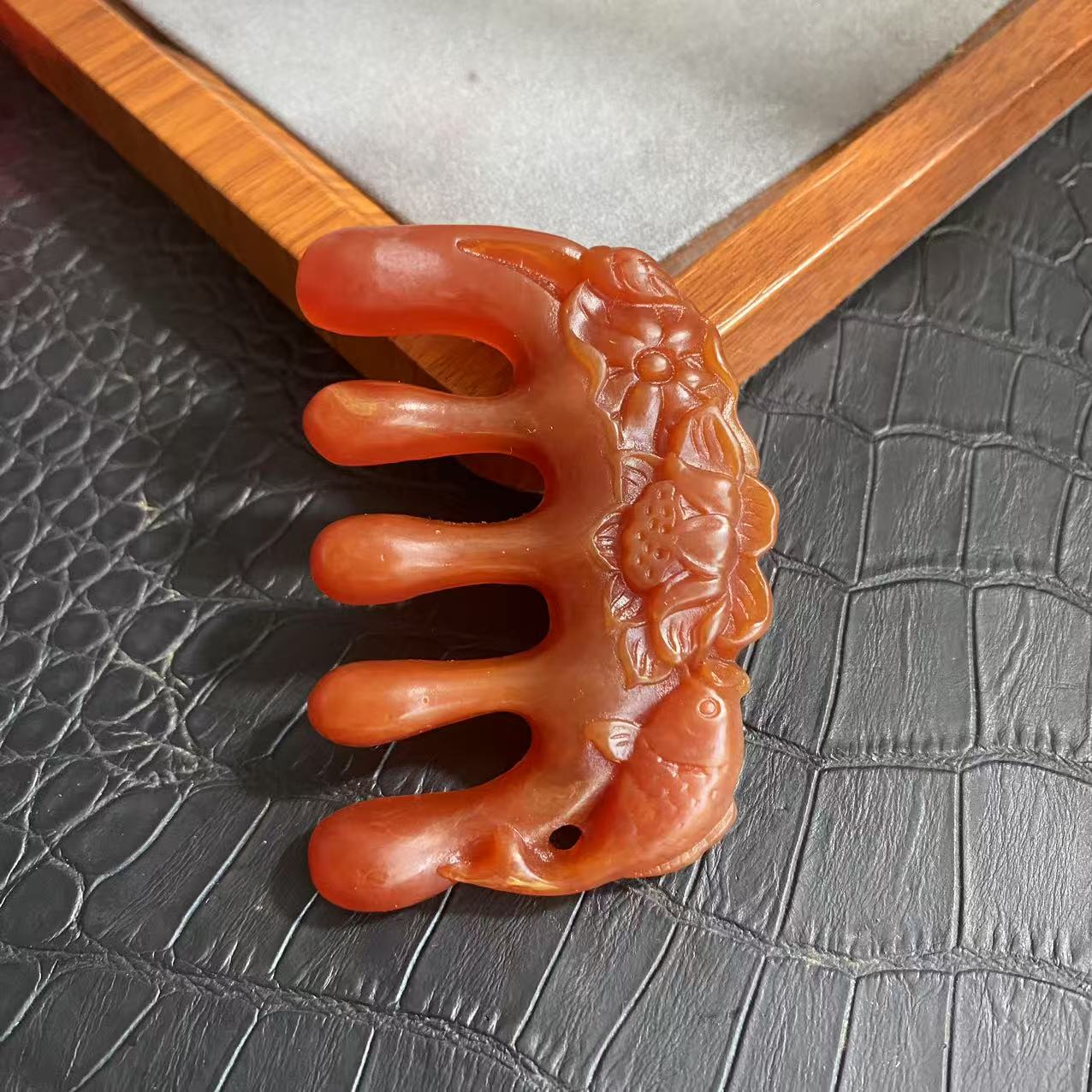 精品时尚梳子丫4248