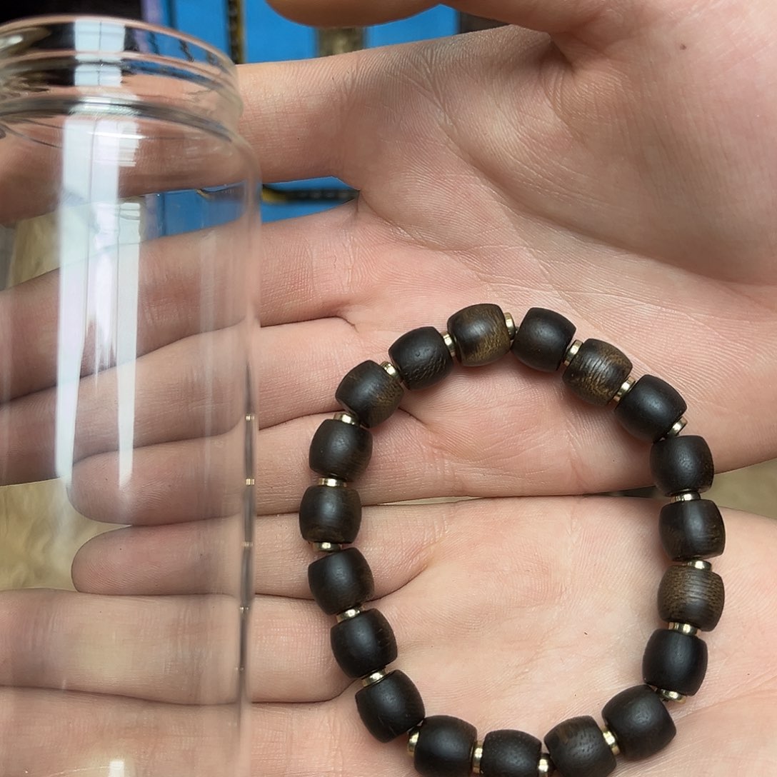 大叶紫檀（黑酸枝木类）