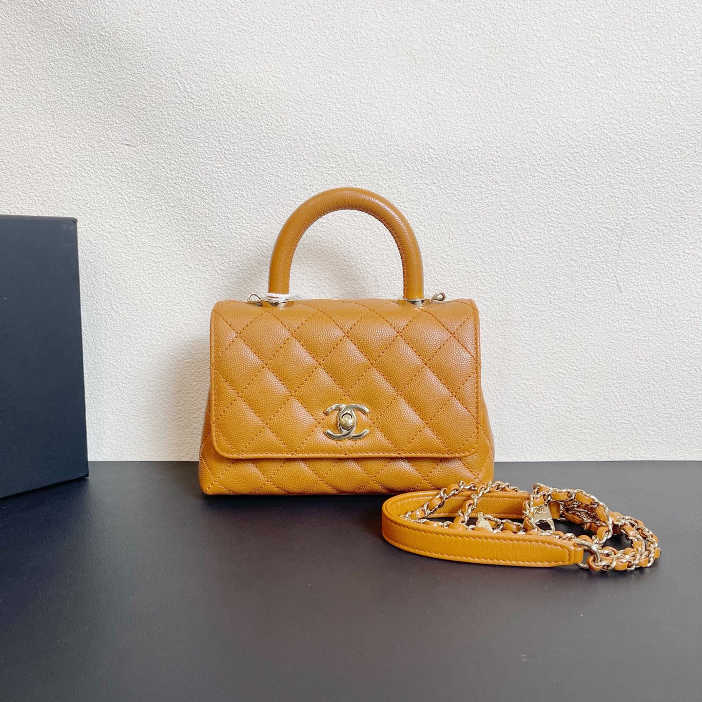 99新 Chanel/香奈儿 98新 奢总管/mini coco憨豆包/芯片