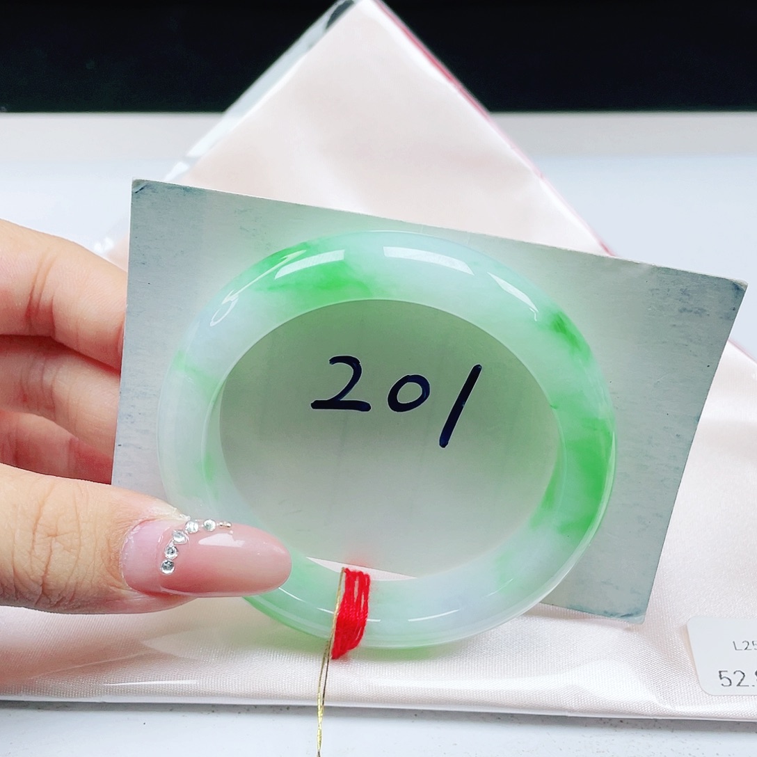 翡翠未镶嵌手镯 正圈52+