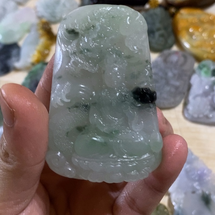 定制翡翠未镶嵌翡翠