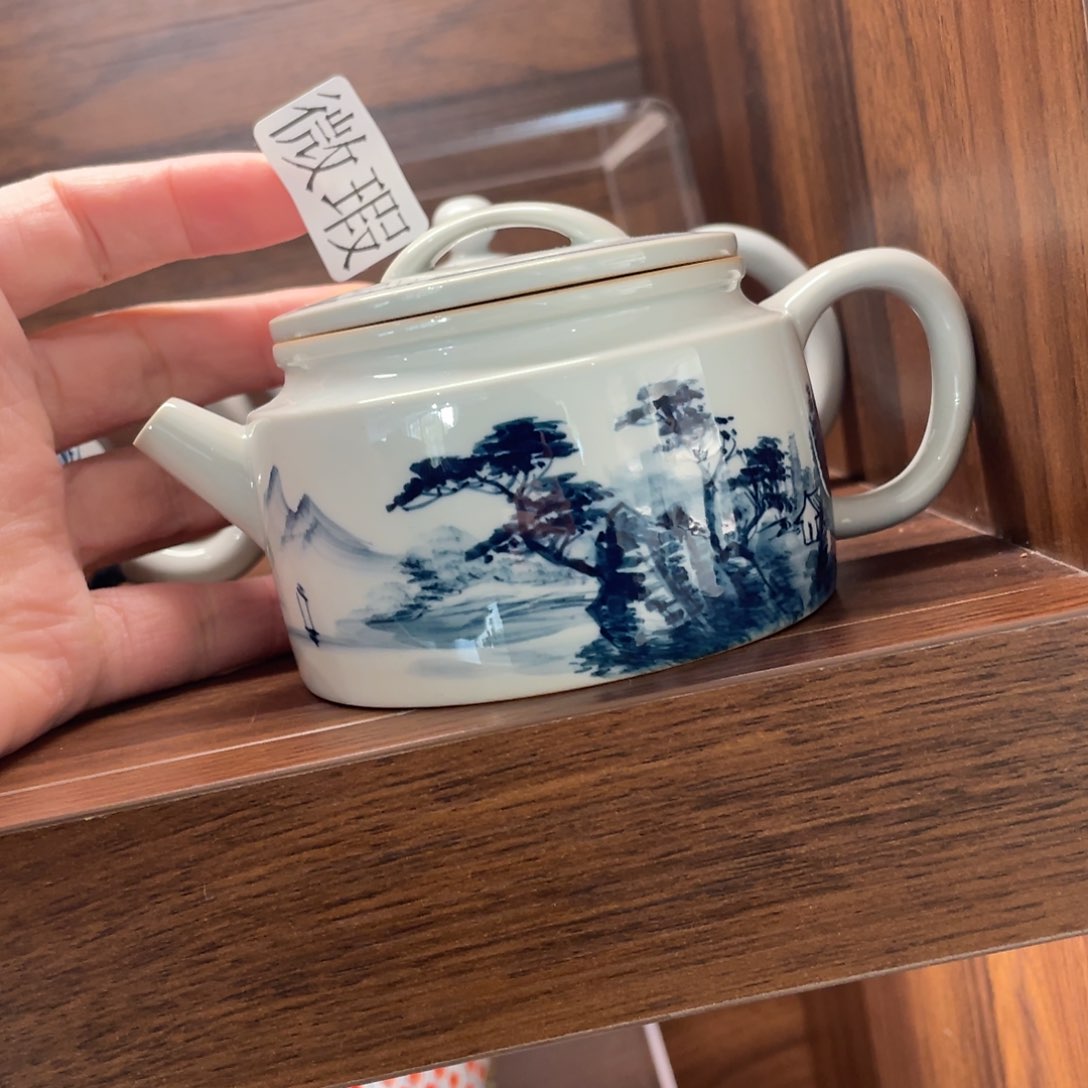 釉下手绘茶具微瑕