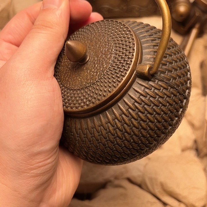 文玩铜器做工精良