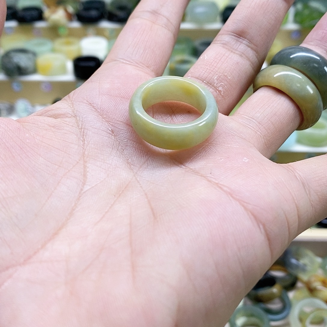 岫玉玉石戒指未镶嵌小***龟