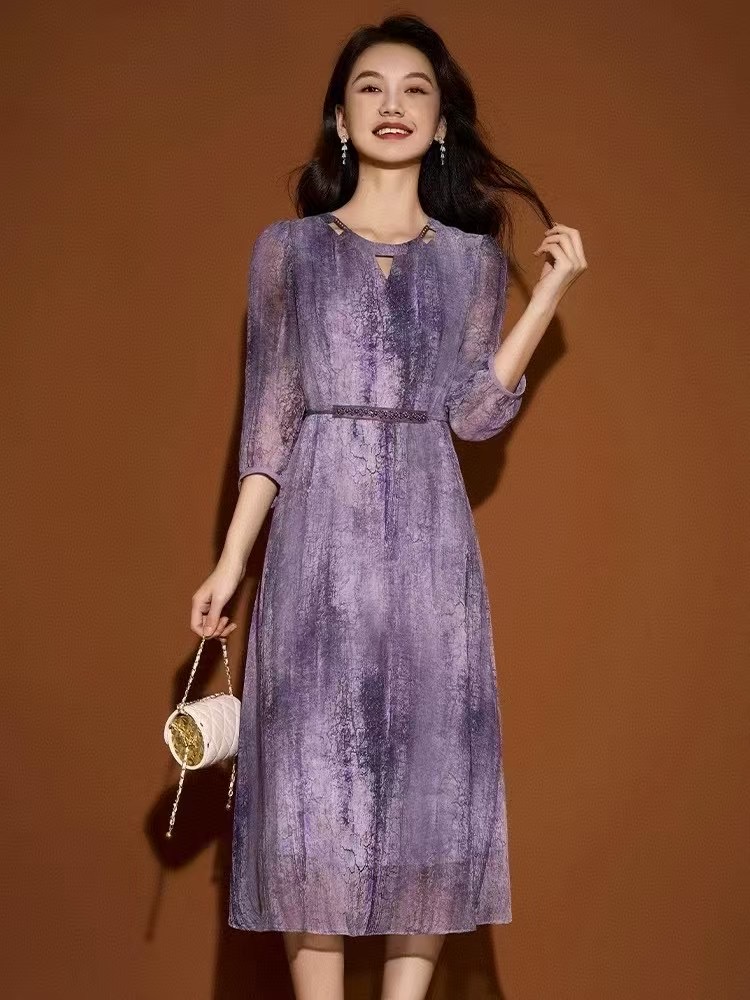 6.13紫调时刻高级印花连衣裙时尚显瘦中长款裙子