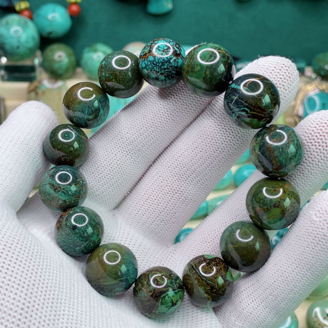 未镶嵌绿松石珠宝奇石