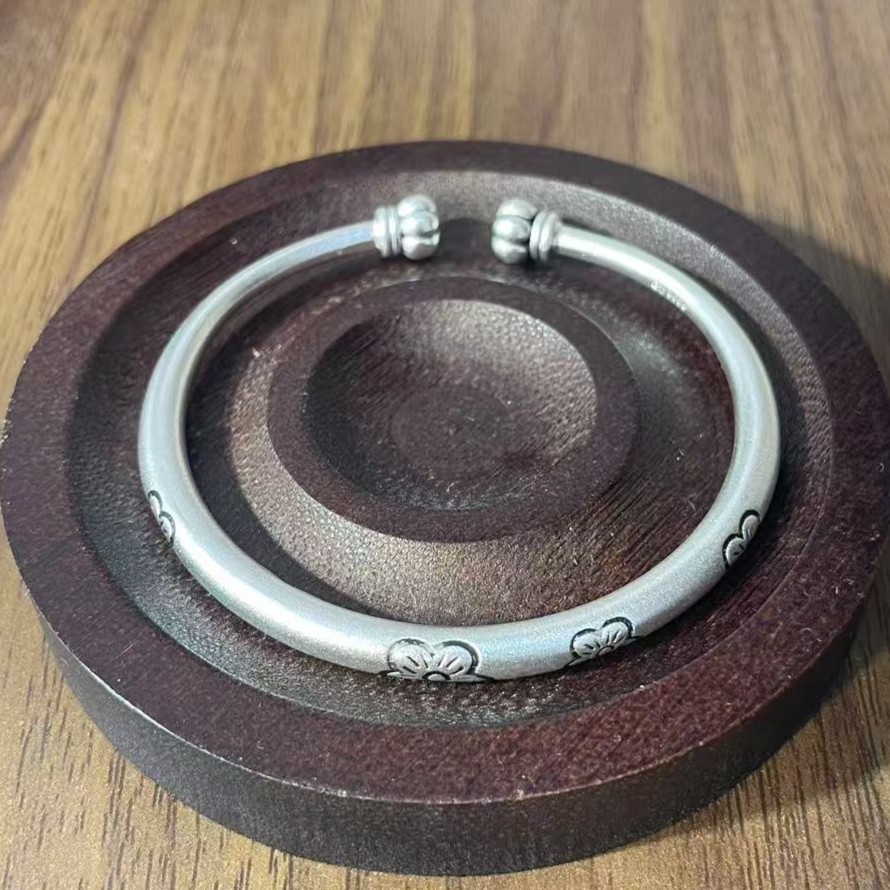 足银银制品 S021 南瓜对头手镯 开口直播间选款时尚百搭精美手镯