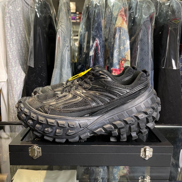 99新 Balenciaga/巴黎世家 黑轮胎休闲鞋/44码 /无盒/已鉴定洗护