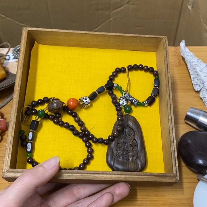 瓷片哈中古工艺品一件