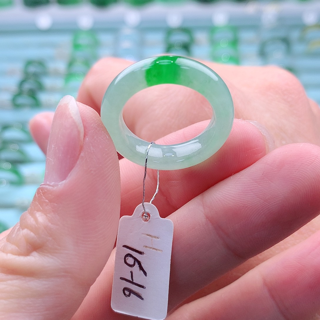 翡翠戒指未镶嵌A货缅甸翡翠