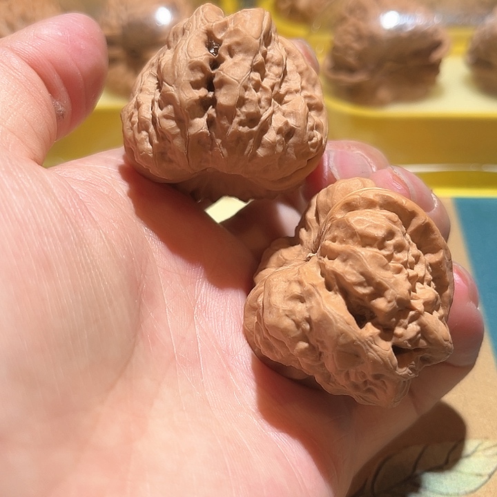 文玩核桃吊坠九*蛤蟆头