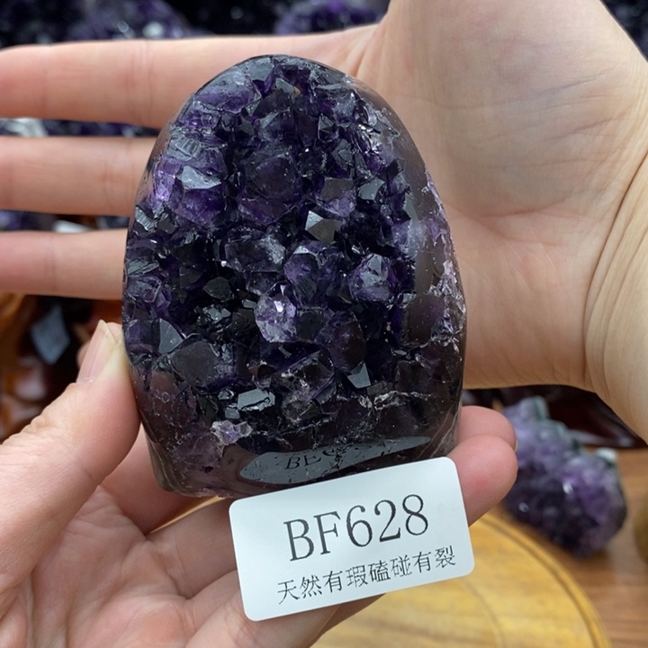 紫晶大型摆件（非配饰）未镶嵌