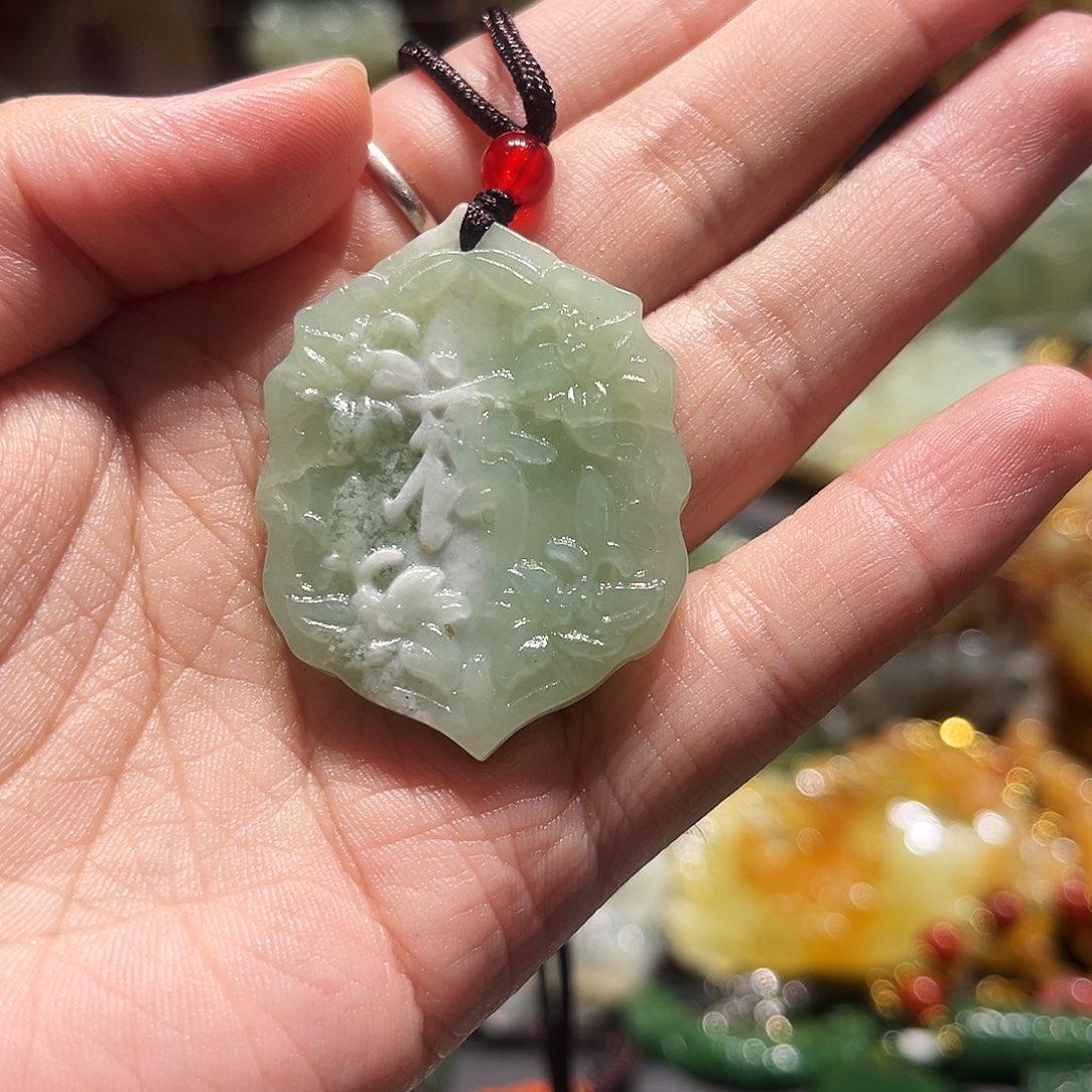 未镶嵌岫玉毛衣链