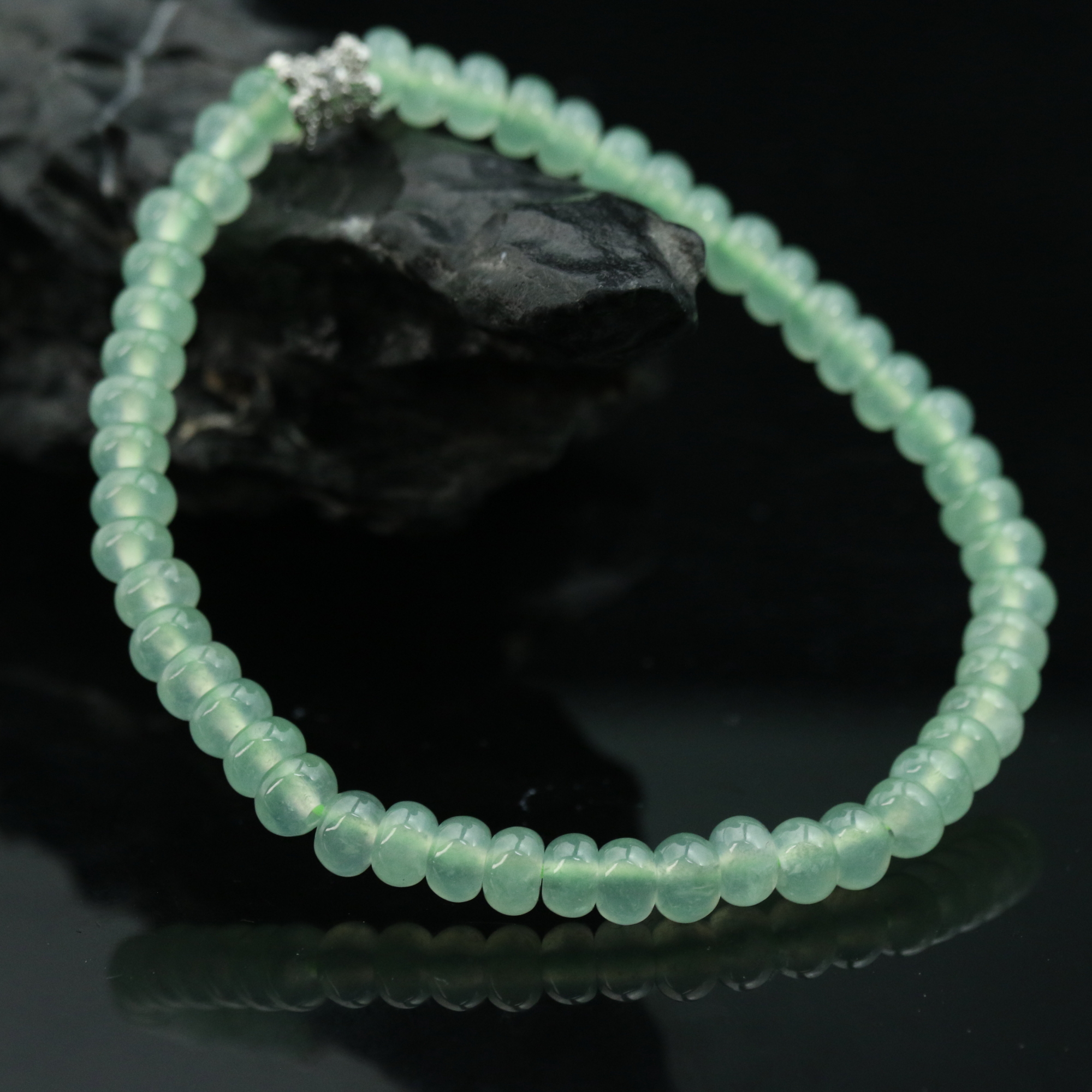 30天然缅甸翡翠A货算盘珠/200375/上海嘉禾拍卖