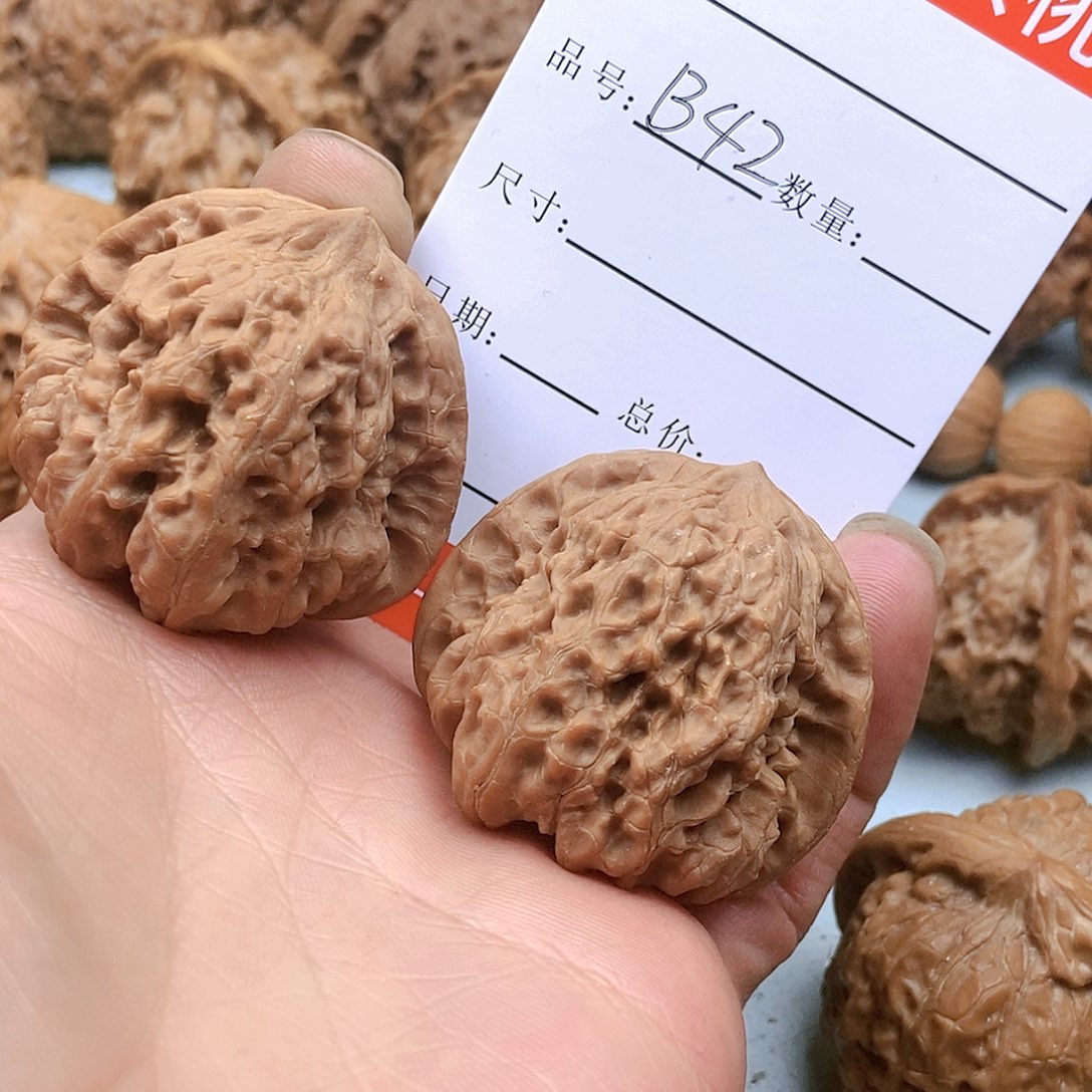 文玩核桃吊坠大*42号全品平谷凹底41尺