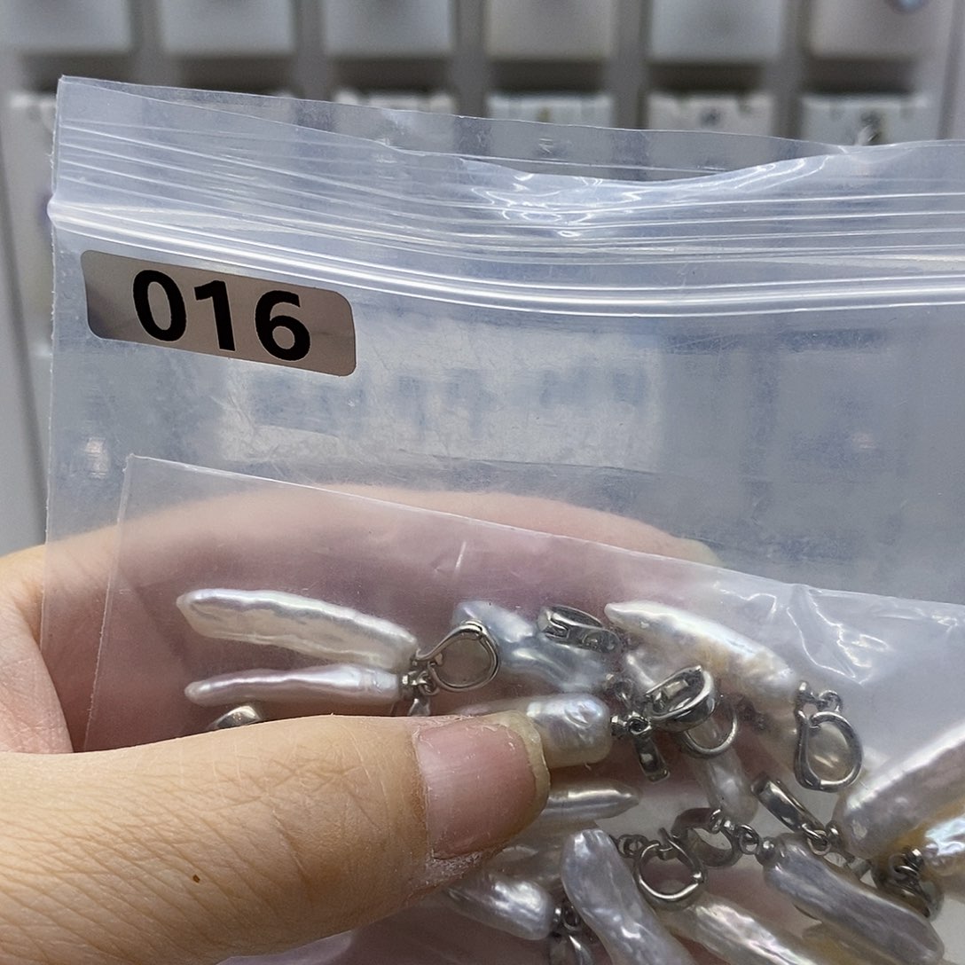 颈饰合金淡水珍珠