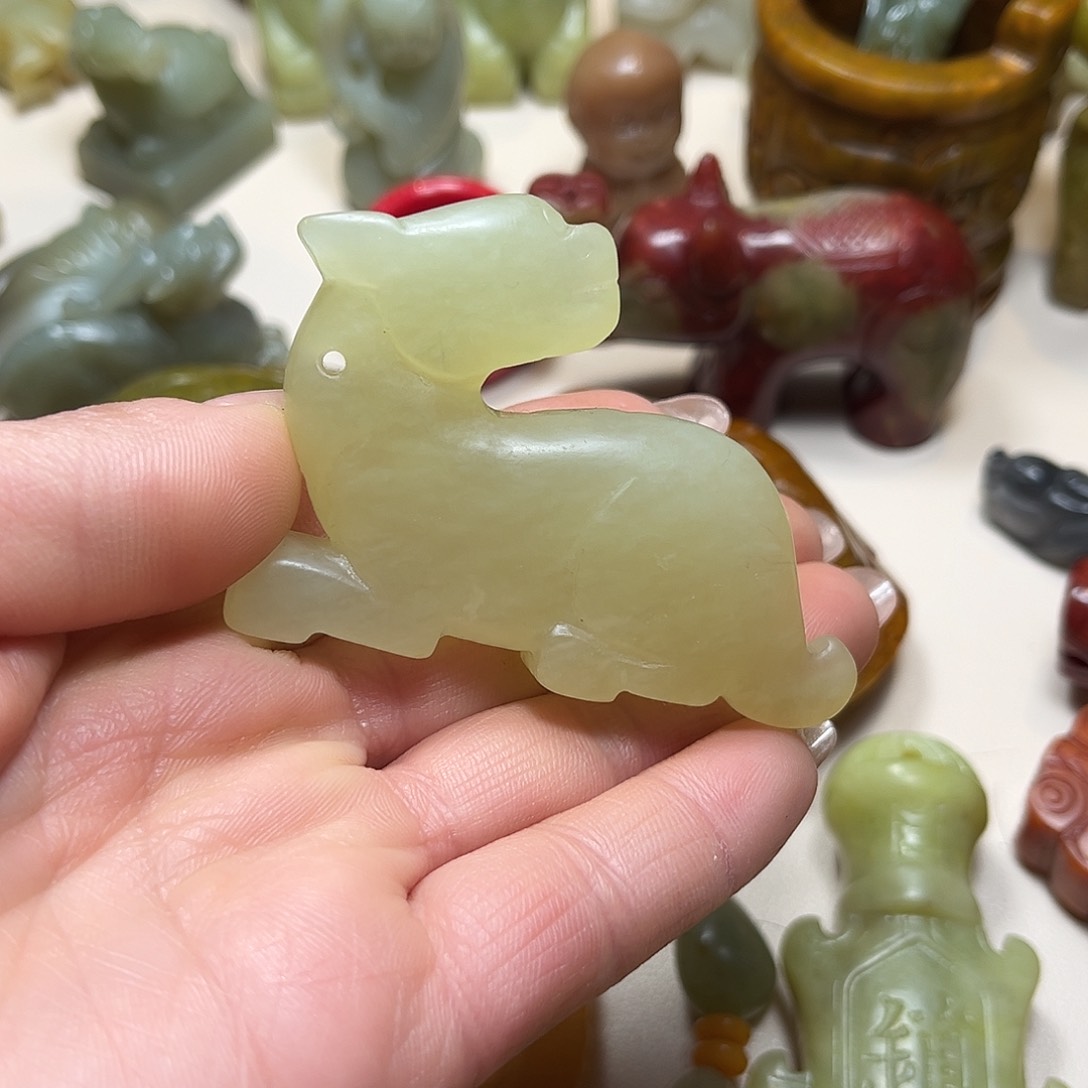 白玉菩提吊坠白玉菩提吊坠
