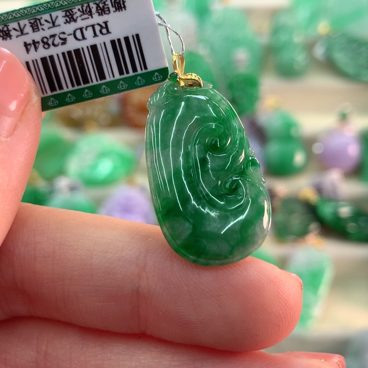 翡翠吊坠(不含链)18K金镶嵌