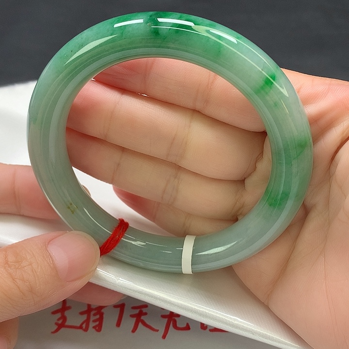 翡翠未镶嵌手镯圆条60