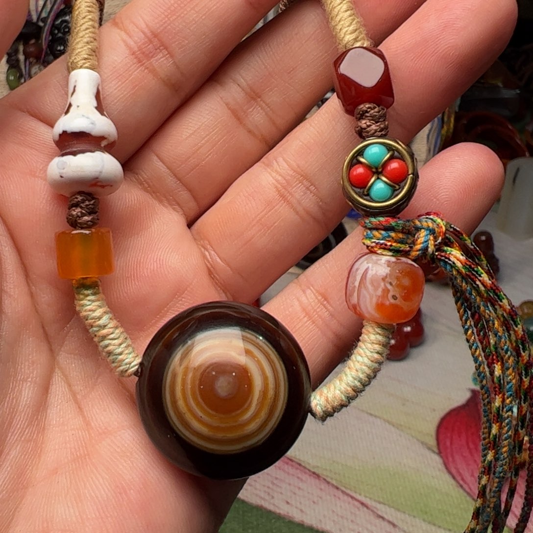 玛瑙/玉髓颈饰未镶嵌