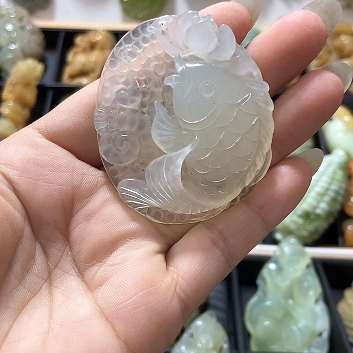 未镶嵌蛇纹石玉挂件