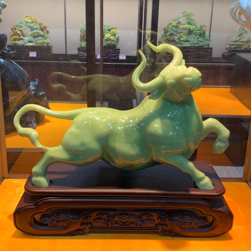 【闪购商品】未镶嵌蛇纹石玉摆件覆膜