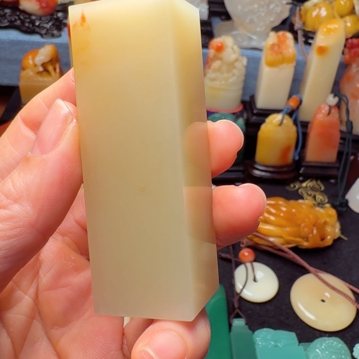 流***人寿山石印石寿山石芙蓉