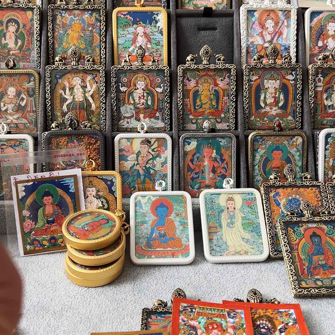 装裱画孙*顺西藏唐卡，，，，，，，，，