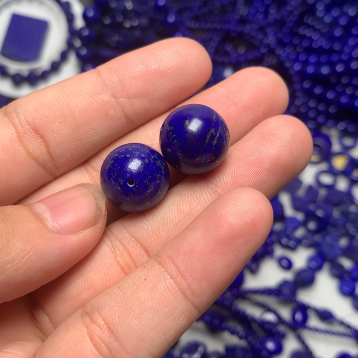 人***戏青金石未镶嵌15mm圆珠