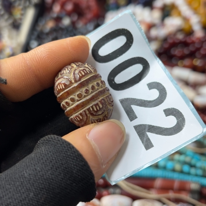 未镶嵌和田玉（糖玉）手链欣*