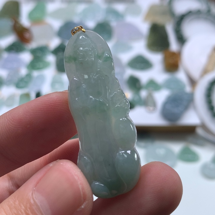 翡翠未镶嵌颈饰翡翠