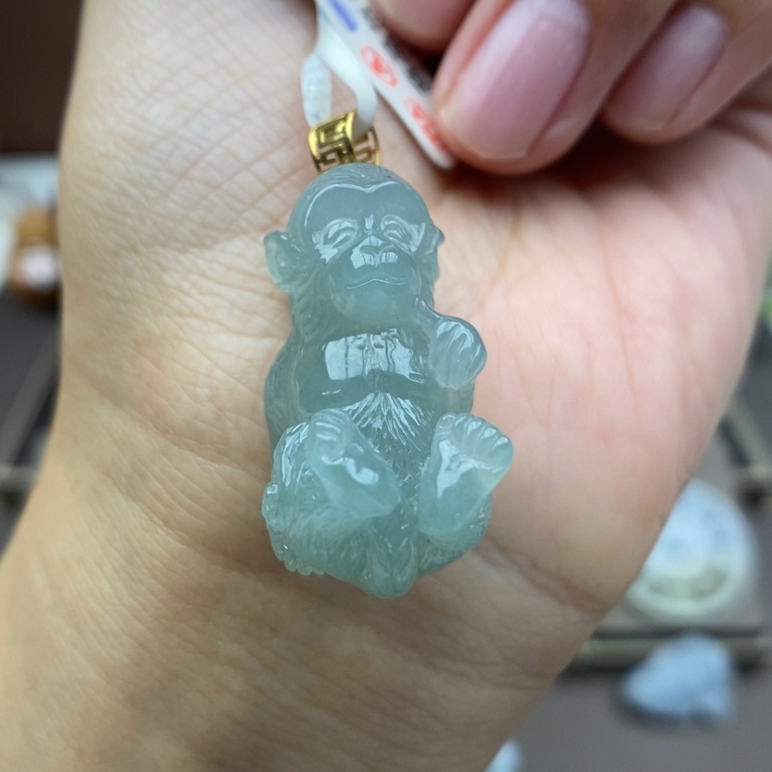 【闪购商品】颈饰18K金镶嵌翡翠30