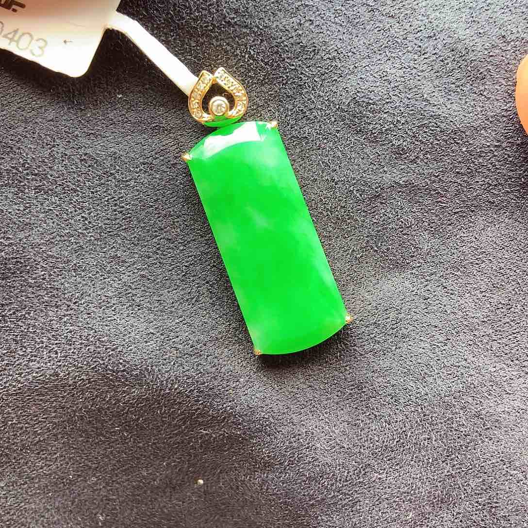 翡翠颈饰18K金镶嵌上新