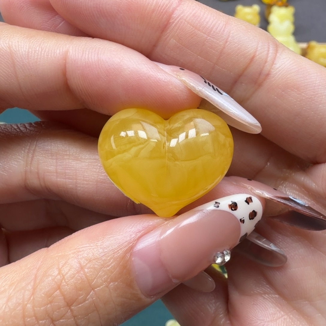 琥珀未镶嵌裸石蜜蜡